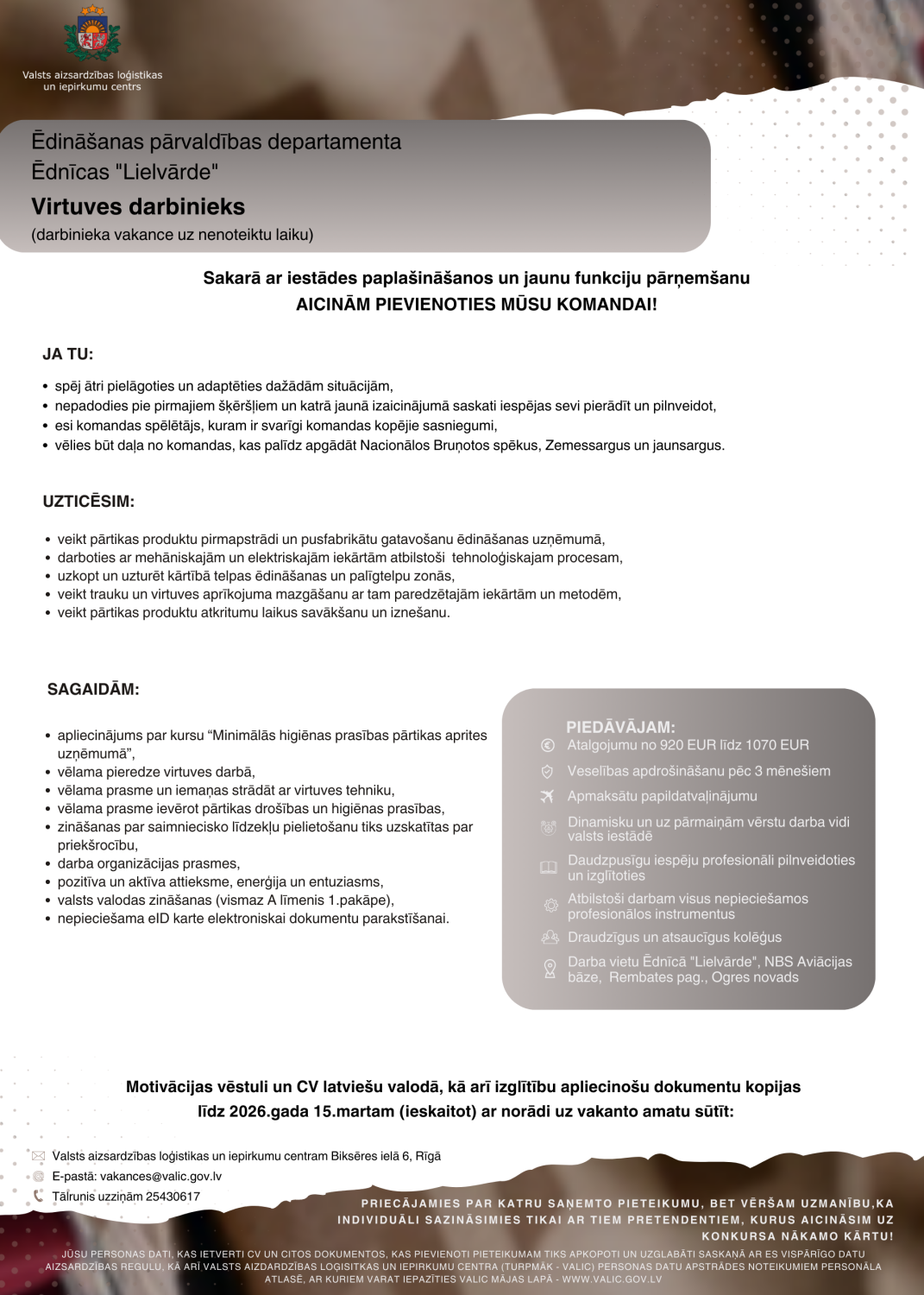 Ēdnīca "Lielvārde" virtuves darbinieks